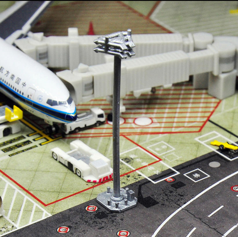 1:400 Airline Manufacture GSE Airport High Pole Light 4in1 Set Model