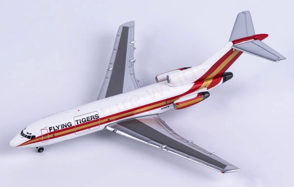 1:400 AeroClassics AC411476 Flying Tigers B727-100 N152FN Aircraft Model+Free Tractor