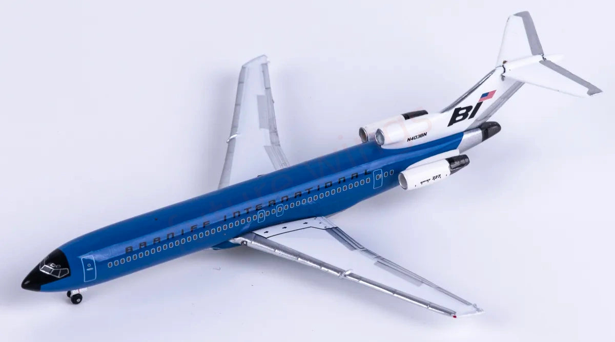 1:400 AeroClassics BBX41698 Braniff International B727-200 N403BN Aircraft Model+Free Tractor