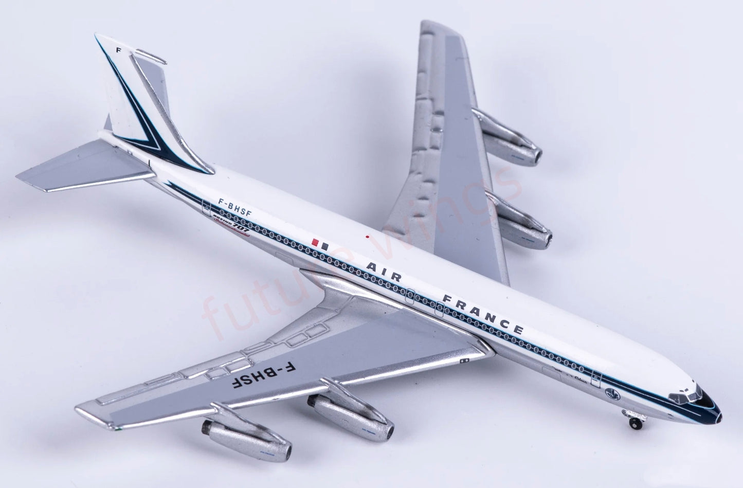 1:400 AeroClassics AC411493 Air France B707-300 F-BHSF Aircraft Model+Free Tractor