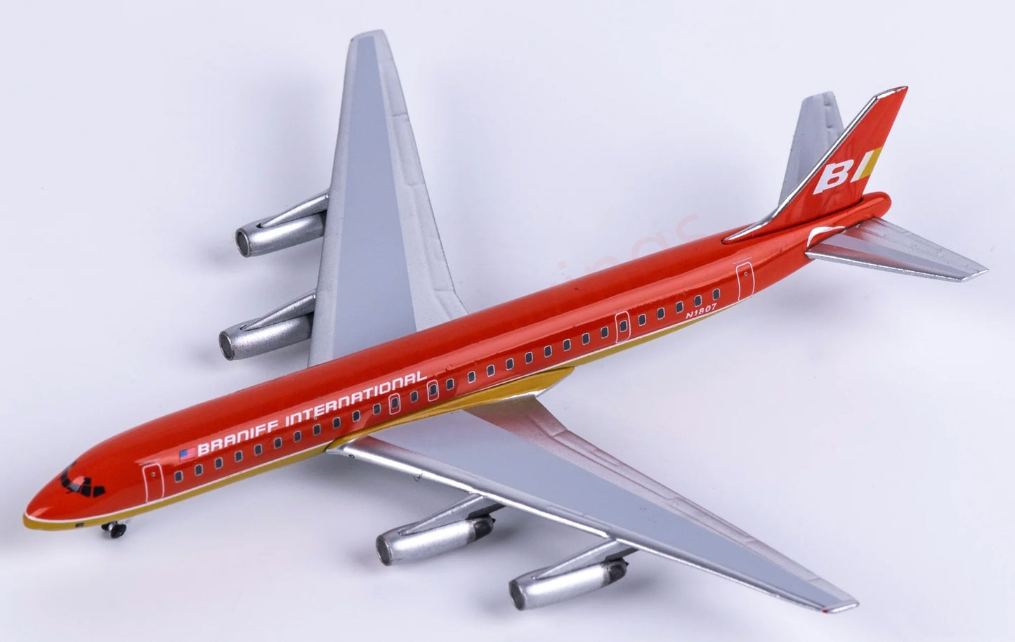 1:400 AeroClassics BBX41687 Braniff International Douglas DC-8-62 N1807 Aircraft Model+Free Tractor