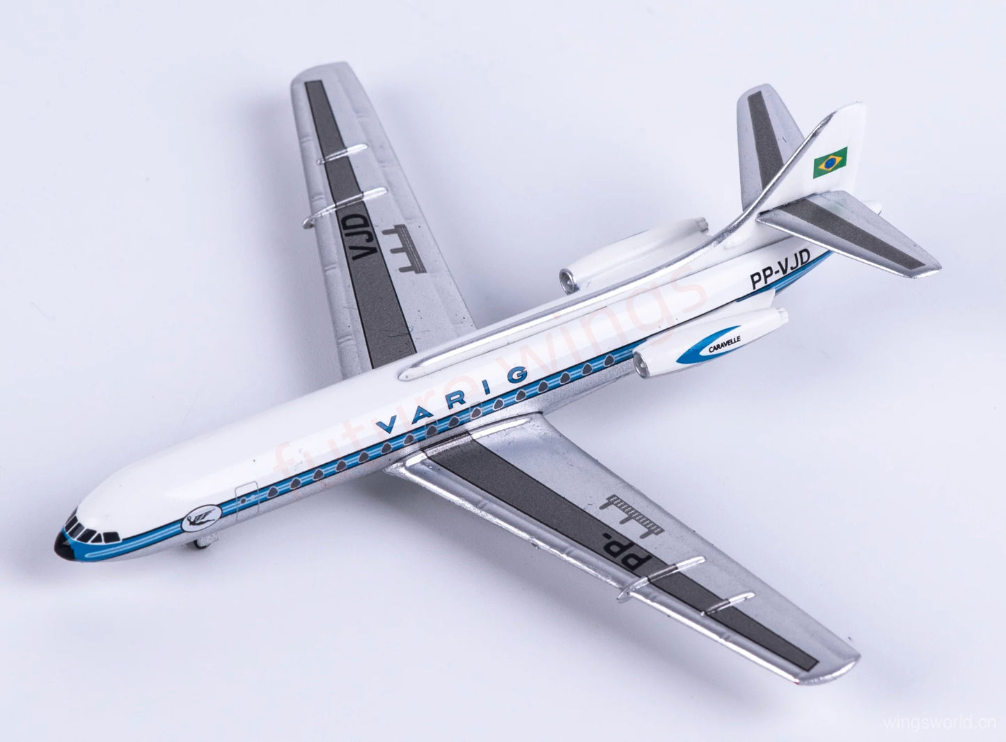 1:400 AeroClassics AC411537 Varig Sud Aviation SE-210 PP-VJD Aircraft Model+Free Tractor