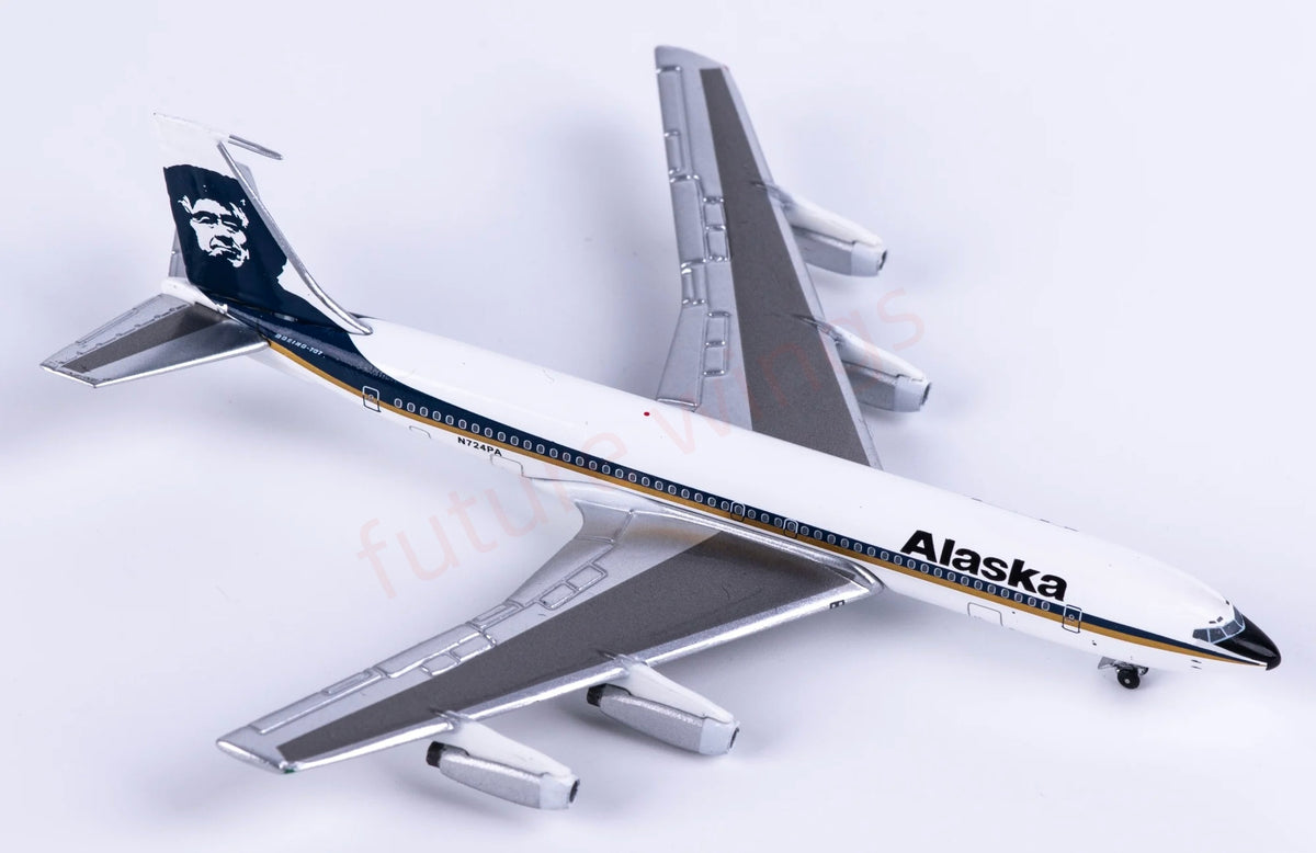 1:400 AeroClassics AC411496 Alaska Airlines B707-300 N724PA Aircraft Model+Free Tractor