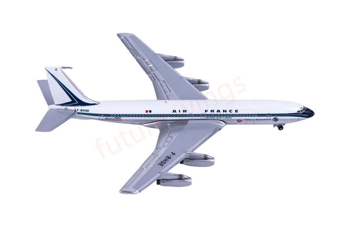 1:400 AeroClassics AC411492 Air France B707-300 F-BHSE Aircraft Model+Free Tractor