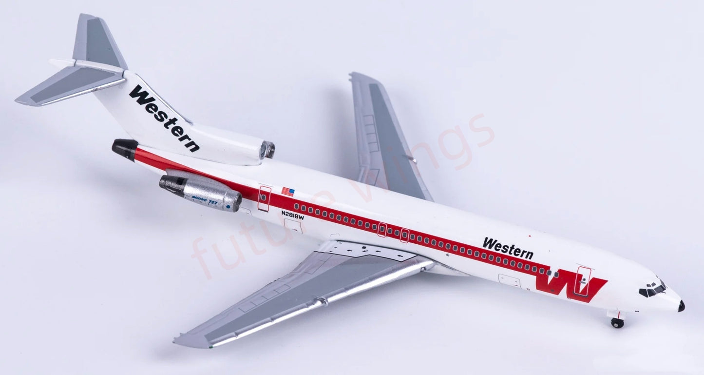 1:400 AeroClassics AC411559 Western Airlines B727-200 N2818W Aircraft Model+Free Tractor