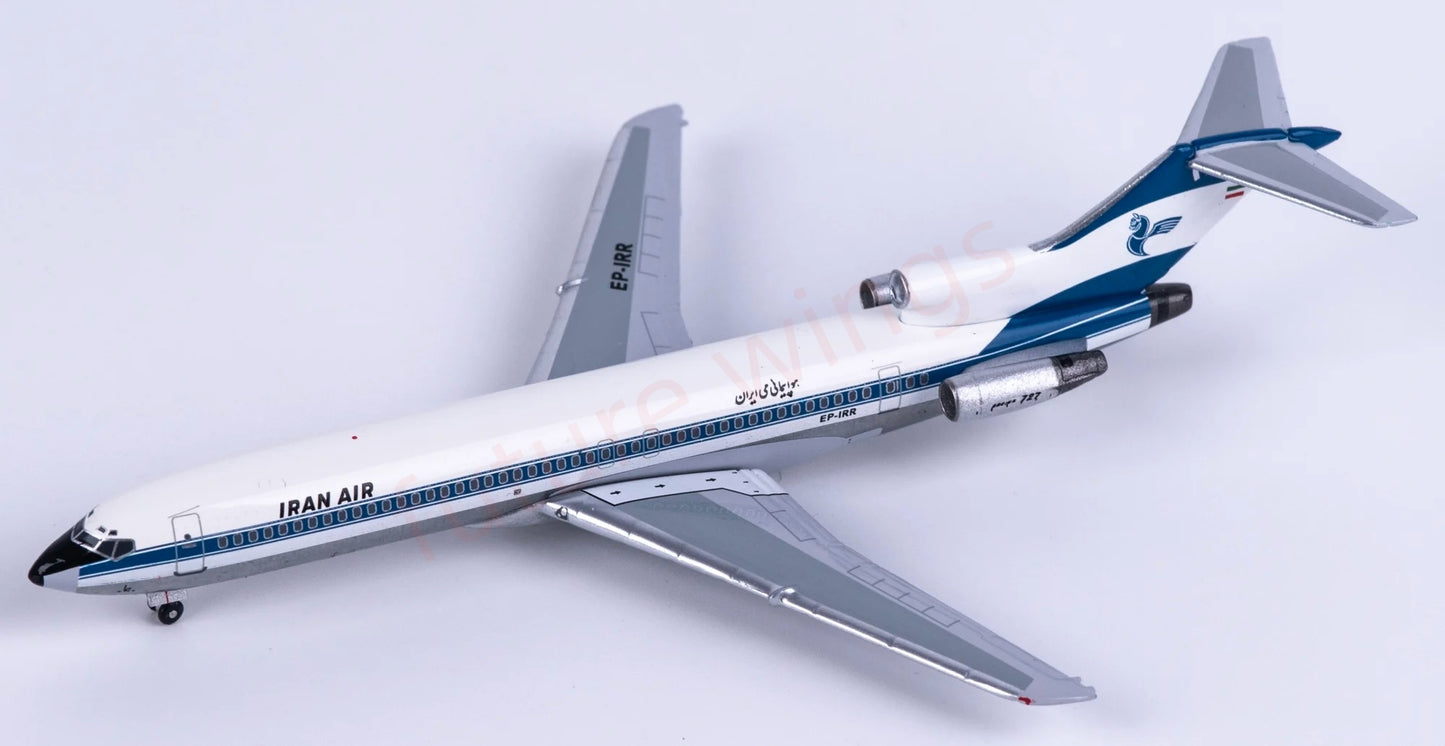 1:400 AeroClassics AC411552 Ir** Air B727-200 EP-IRR Aircraft Model+Free Tractor
