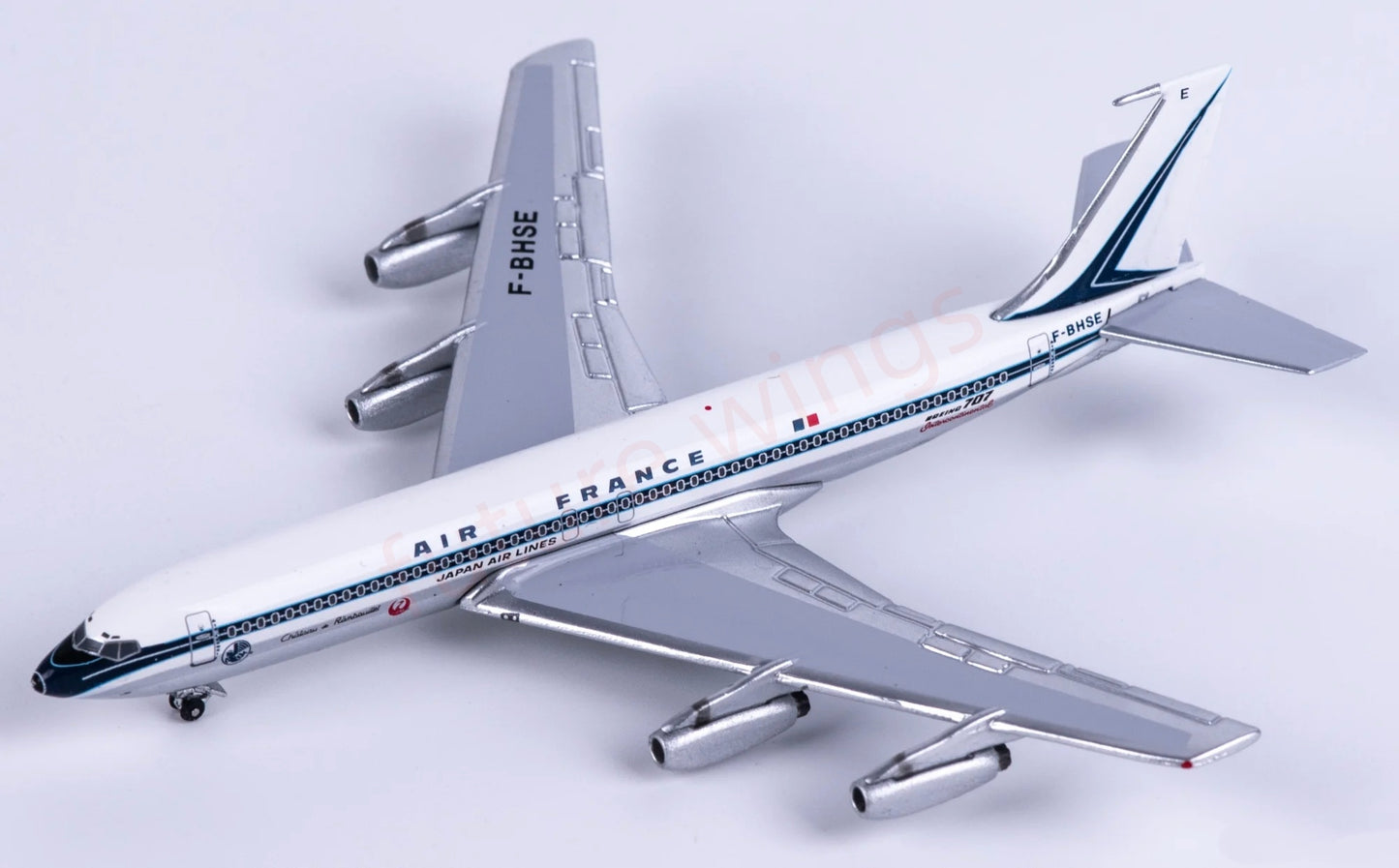 1:400 AeroClassics AC411492 Air France B707-300 F-BHSE Aircraft Model+Free Tractor