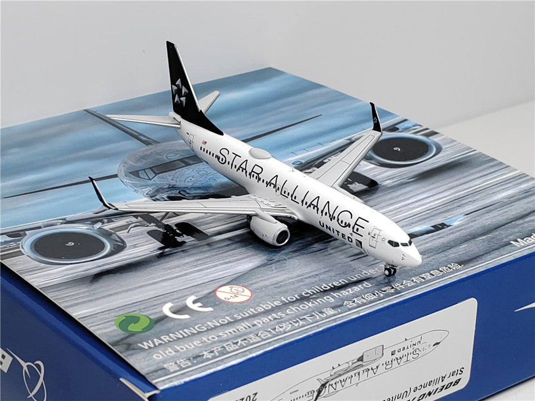 1:400 PandaModel United Airlines Boeing 737-800 N26210 "STAR ALLANCE"+FreeTractor
