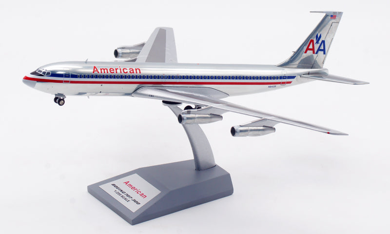 1:200 InFlight200 USAF Boeing B707-300 N8435 "Polished"