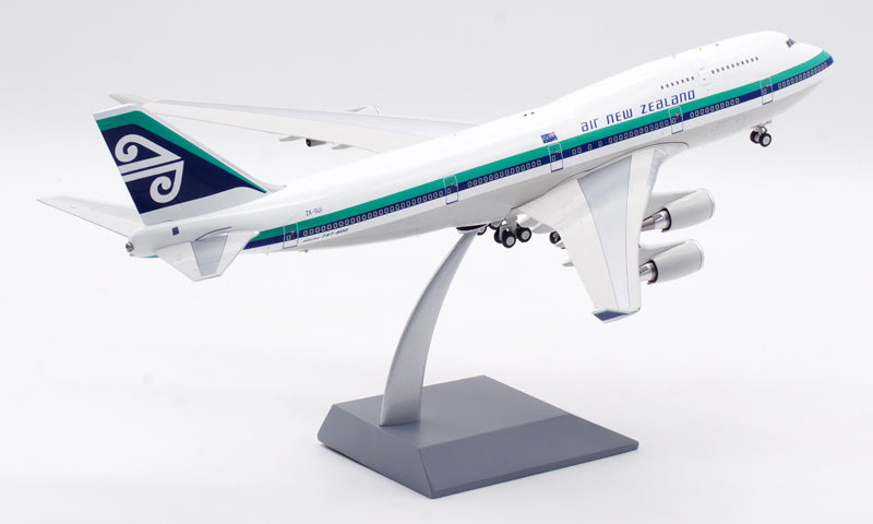 1:200 InFlight200 Air NewZealand B747-400 ZK-SUI