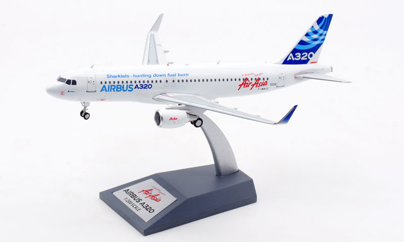 1:200 Aviation200 Airbus House Color A320 F-WWIQ