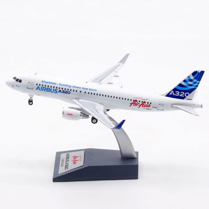 1:200 Aviation200 Airbus House Color A320 F-WWIQ