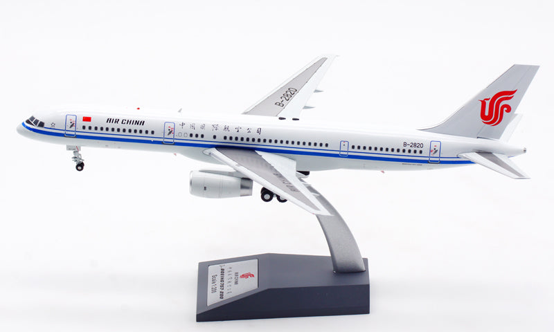 1:200 Aviation200 Air China B757-200 B-2820