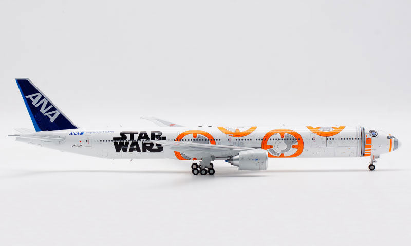 1:200 Aviation200 ANA B777-300ER JA789A "STAR WARS"