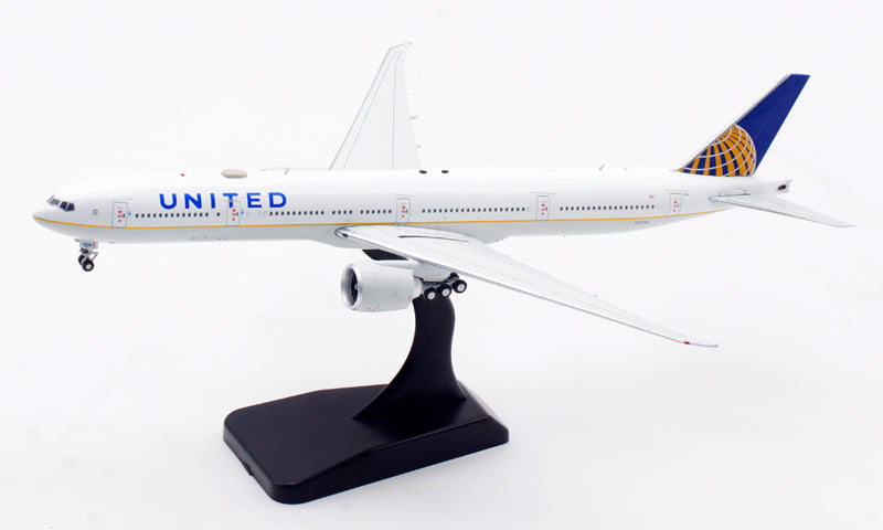 1:400 Aviation400 United Airlines B777-300ER N2534U Free Tractor+Stand