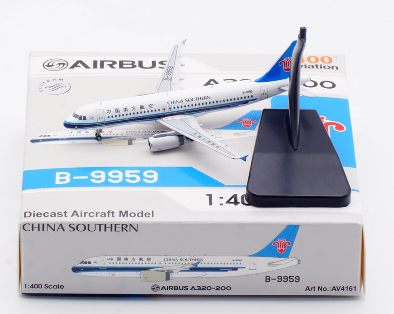 1:400 Aviation400 China Southern Airlines A320 B-9959 Free Tractor+Stand