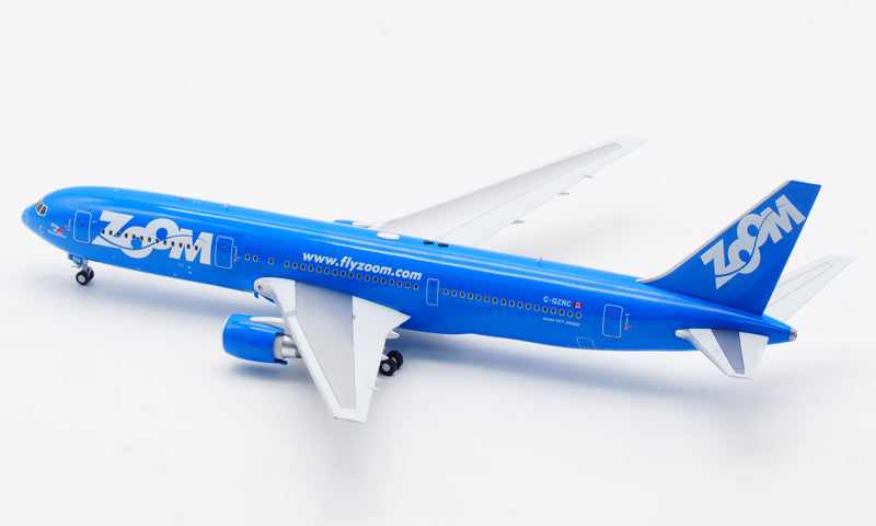 1:200 InFlight200 ZOOM B767-300ER C-GZNC Diecast Aircraft Model With Stand