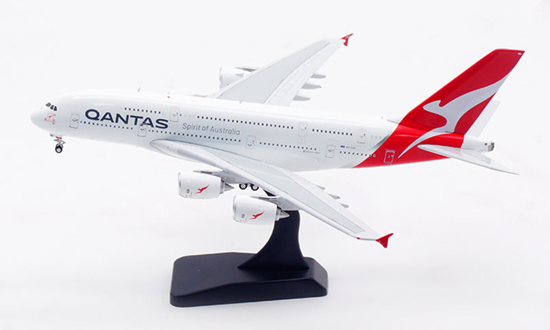 1:400 Aviation400 Qantas Airways A380 VH-OQD Aircraft Model Free Tractor+Stand