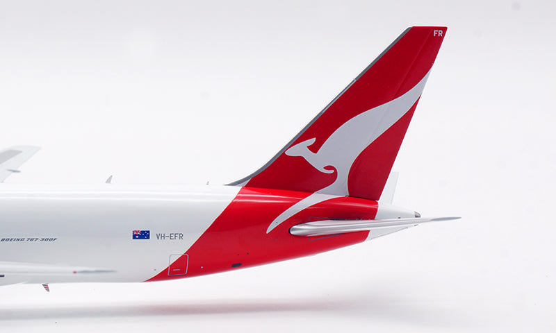 1:200 InFlight200 Qantas Cargo B767-300F VH-EFR Diecast Model With Stand