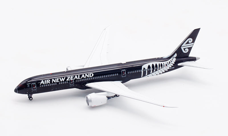 1:400 Aviation400 Air New Zealand  B787-9 ZK-NZE Aircraft Model Free Tractor+Stand