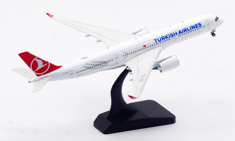 1:400 Aviation400 Turkish Airlines A350-900 TC-LGL Aircraft Model Free Tractor+Stand