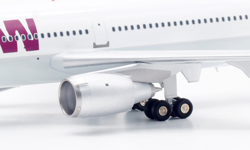 1:200 B-Models Hawaiian Airlines DC-10-30 N35084 Diecast Aircraft Model