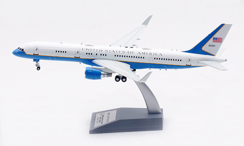 1:200 InFlight200 USAF Air Force Two C-32A 98-0001 Aircraft Model With Stand