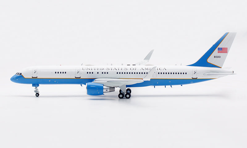 1:200 InFlight200 USAF Air Force Two C-32A 98-0001 Aircraft Model With Stand