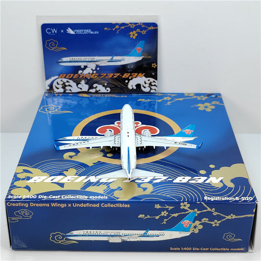 1:400 YY Wings Cathay Pacific Boeing 747-8F B-LJA Aircraft Model +Free Tractor（复制）