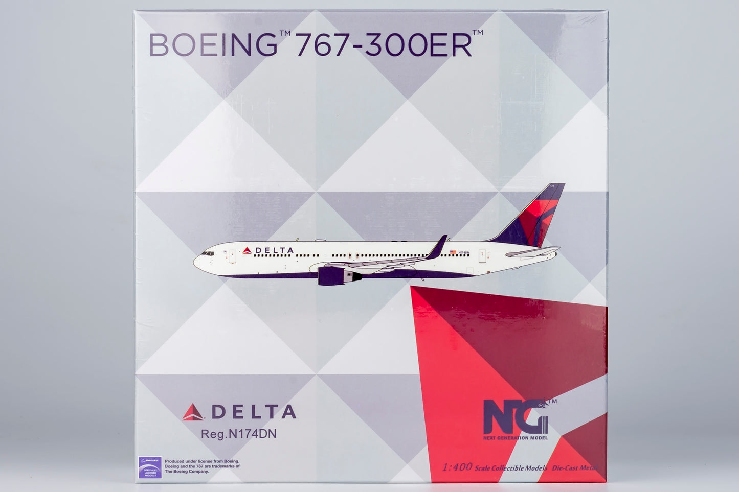 1:400 NG Models NG17001 Delta Airlines B767-300ER N174DN Aircraft Model+Free Tractor