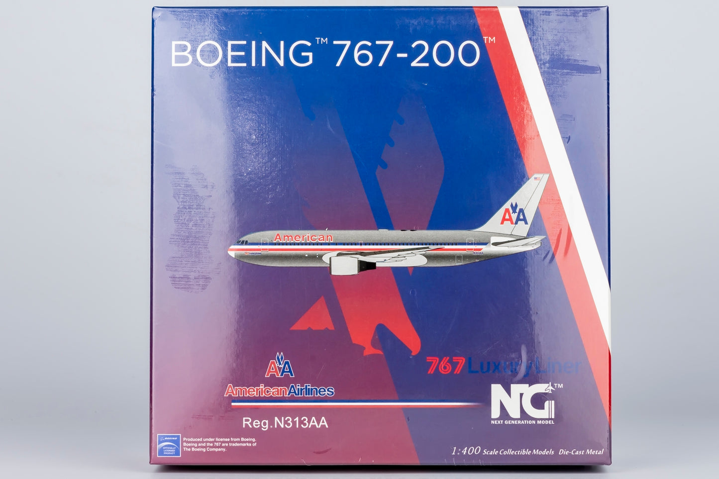 1:400 NG Models NG16001 American Airlines Boeing 767-200 N313AA Aircraft Model+Free Tractor