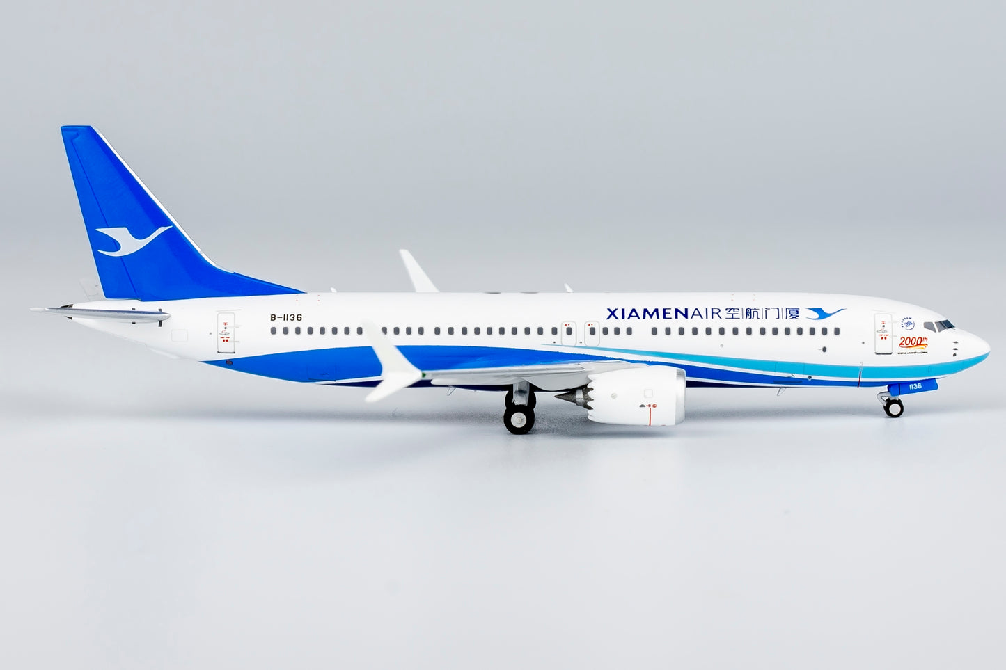 1:400 NG Models NG88030 Xiamen Airlines B737 MAX8 B-1136 "2000th Boeing in China"  Aircraft Model+Free Tractor