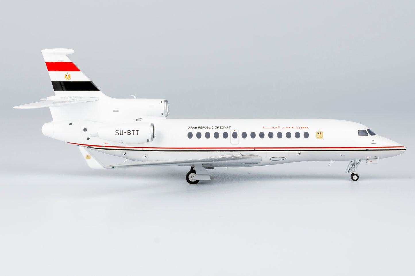 1:200 NG Models NG71019 Egyptian Gov Dassault Falcon 7X SU-BTT Aircraft Model