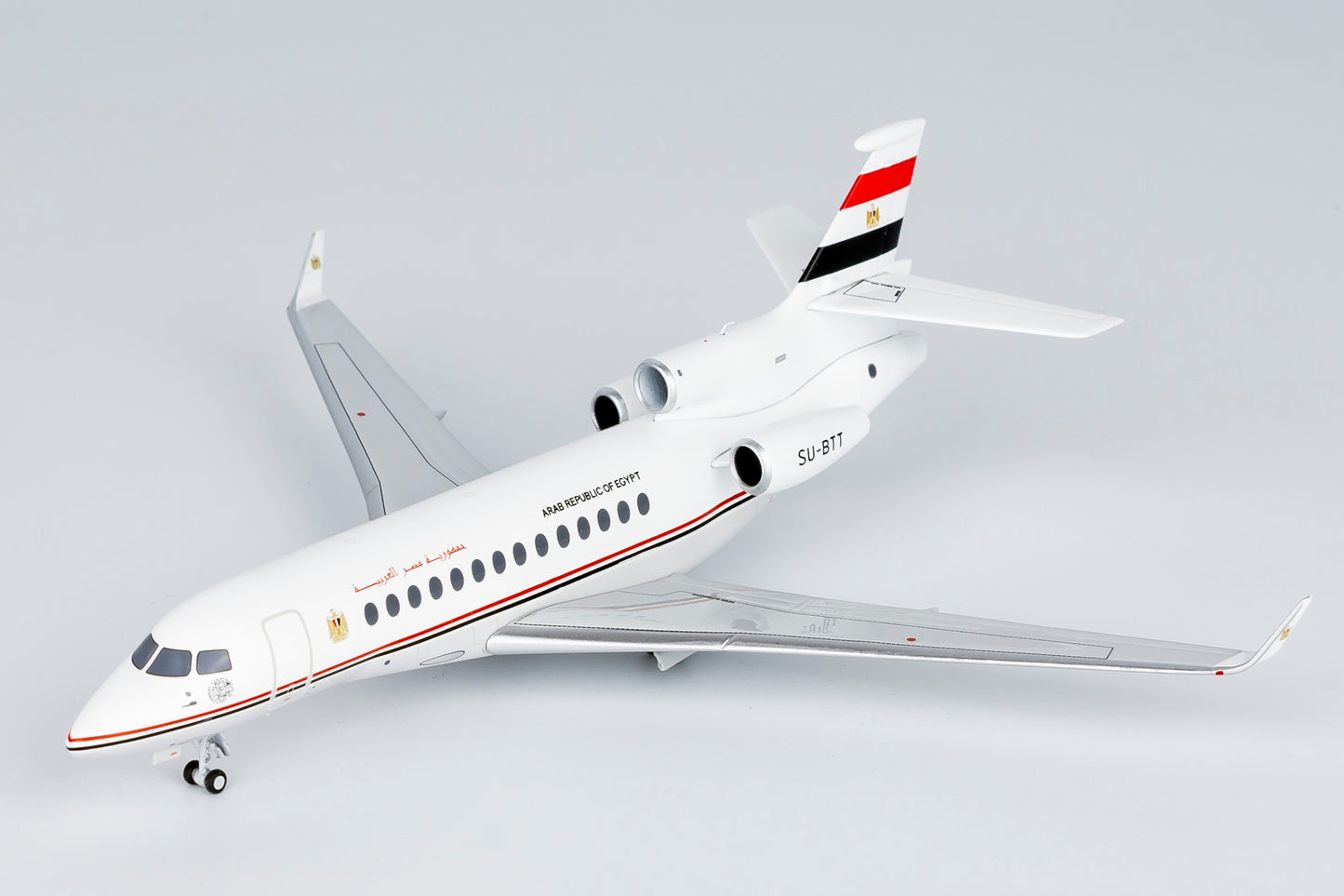 1:200 NG Models NG71019 Egyptian Gov Dassault Falcon 7X SU-BTT Aircraft Model