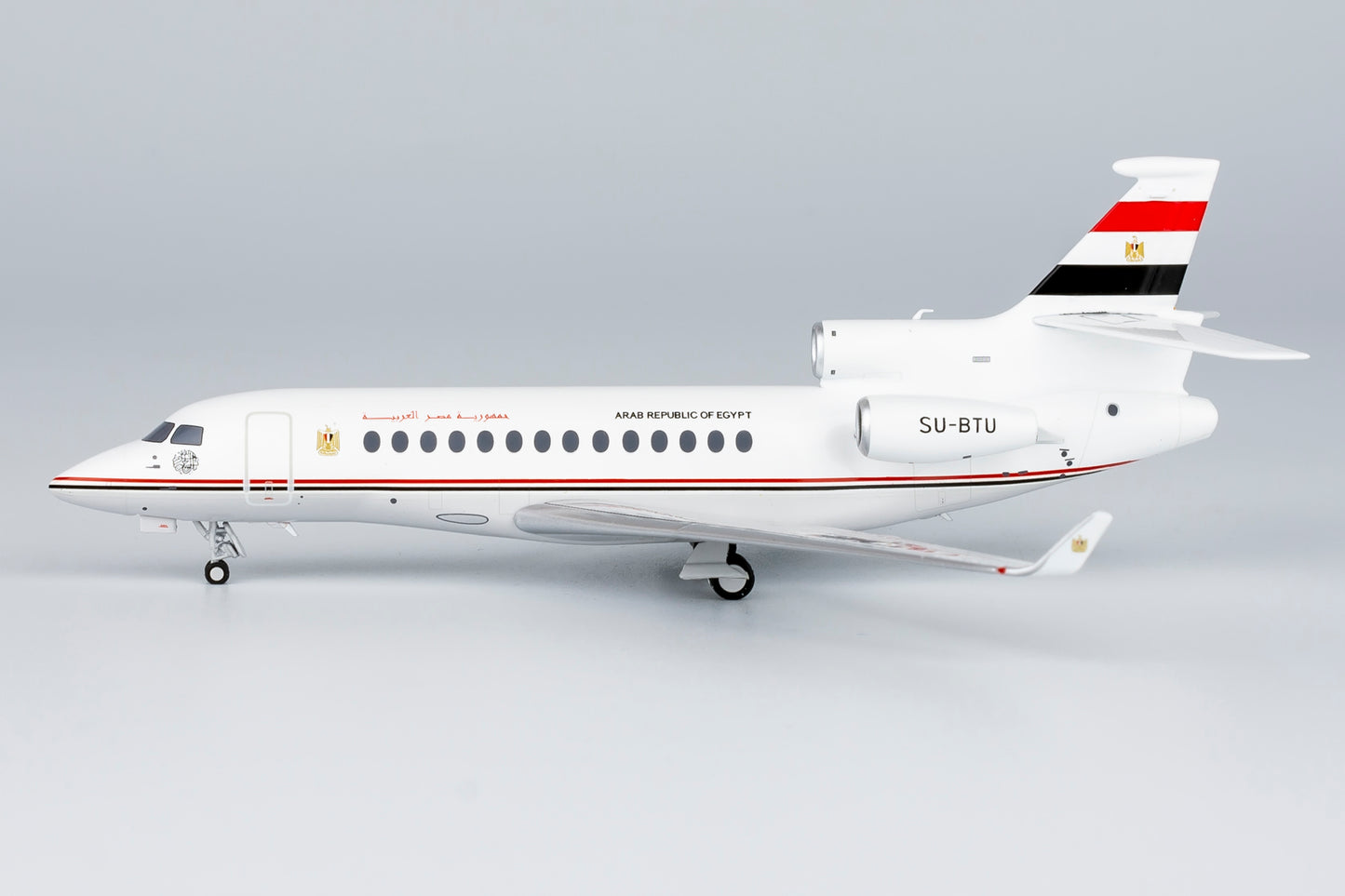 1:200 NG Models NG71020 Egyptian Gov Dassault Falcon 7X SU-BTU Aircraft Model