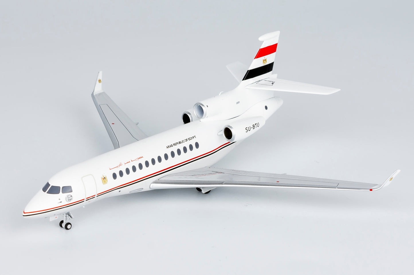 1:200 NG Models NG71020 Egyptian Gov Dassault Falcon 7X SU-BTU Aircraft Model