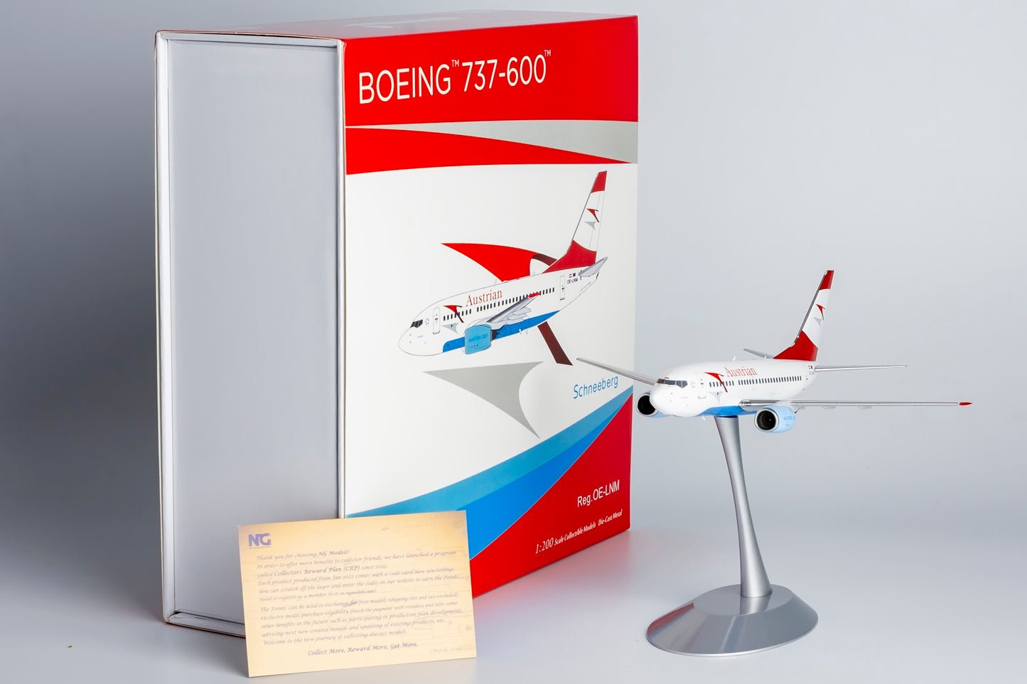 1:200 NG Models NG06007 Austrian Airlines Boeing 737-600 OE-LNM Aircraft Model