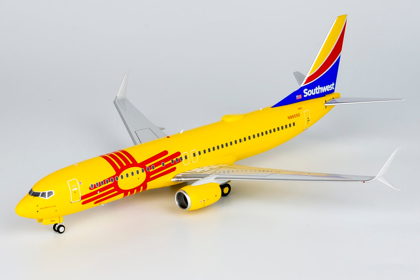 1:200 NG Models NG08003 Southwest Airlines Boeing 737-800 N8655D Aircraft Model