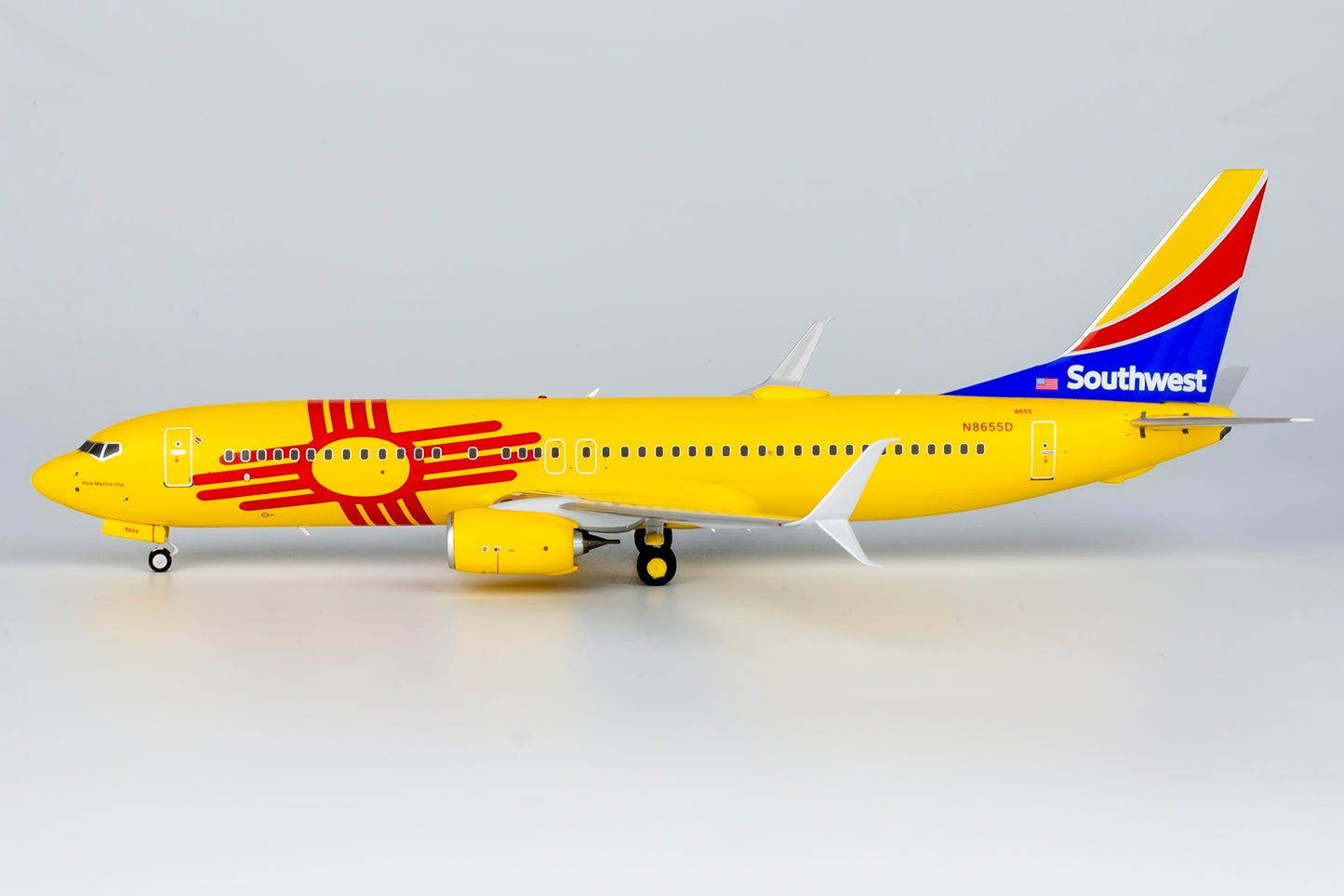 1:200 NG Models NG08003 Southwest Airlines Boeing 737-800 N8655D Aircraft Model