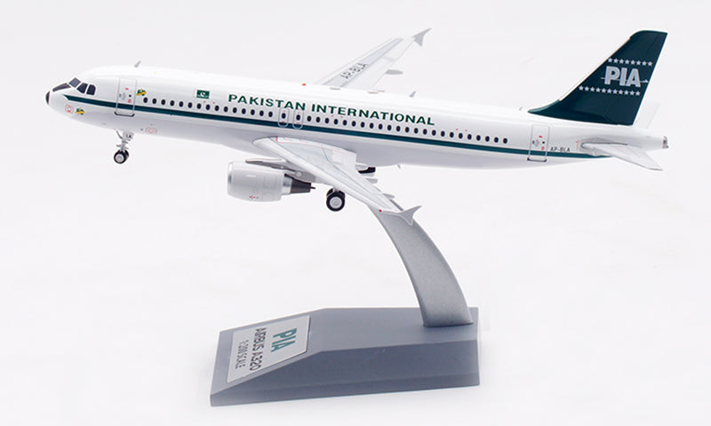 1:200 InFlight200 Pakistan International Airlines A320 AP-BLA Aircraft Model With Stand