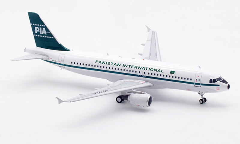 1:200 InFlight200 Pakistan International Airlines A320 AP-BLA Aircraft Model With Stand