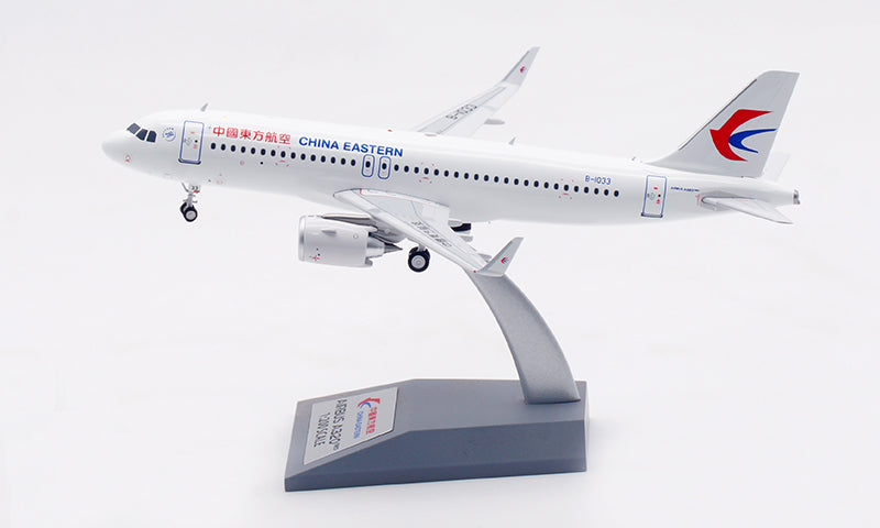 1:200 Aviation200 China Eastern Airlines A320NEO B-1033 Aircraft Model With Stand