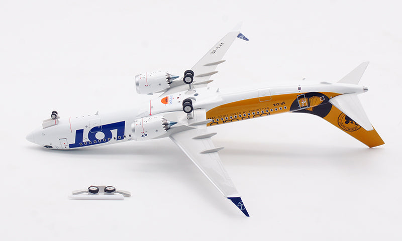 1:200 InFlight200 LOT B737-8MAX SP-LVK Aircraft Model With Stand