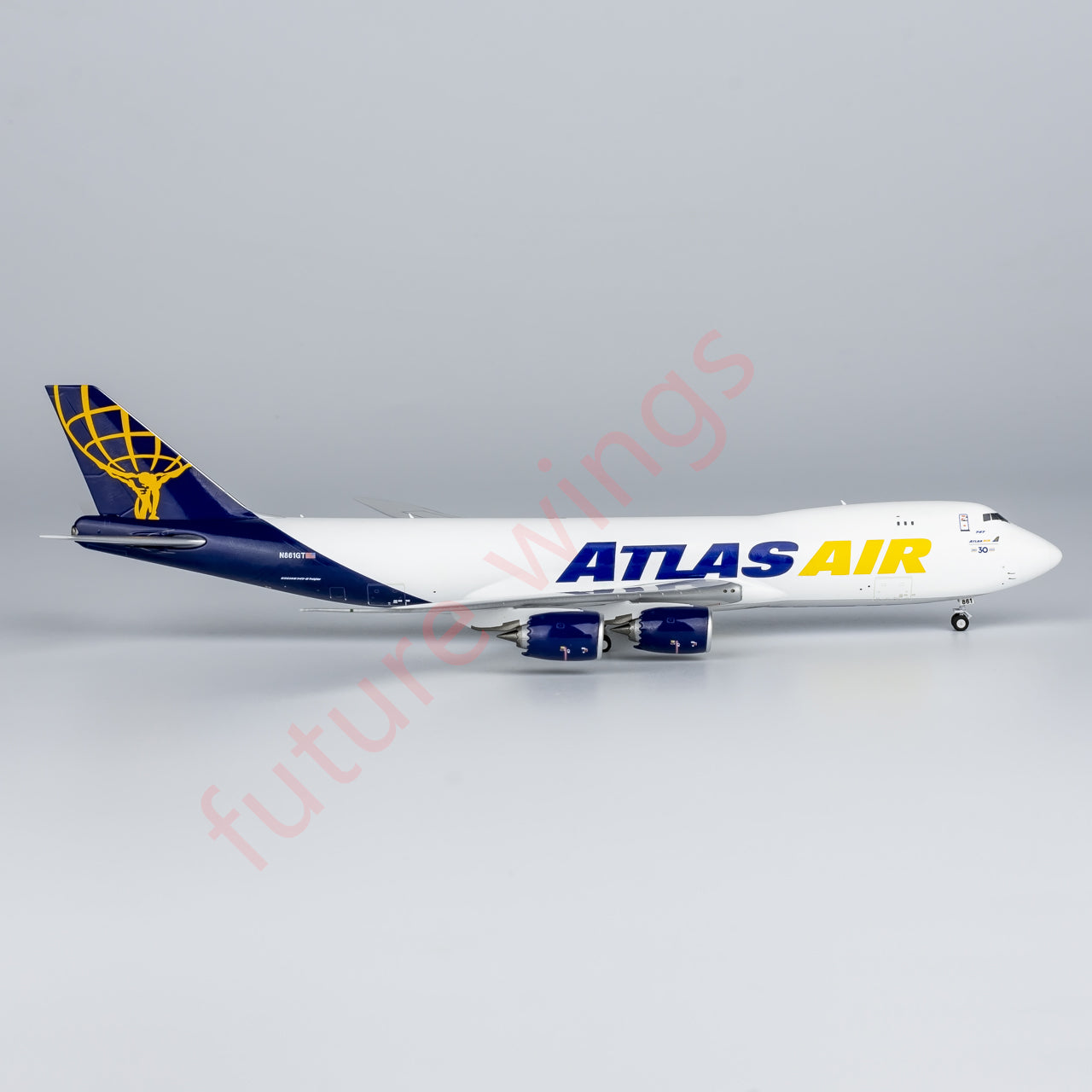 1:400 NG Models NG78022 Atlas Air Boeing 747-8F N861GT Aircraft Model+Free Tractor