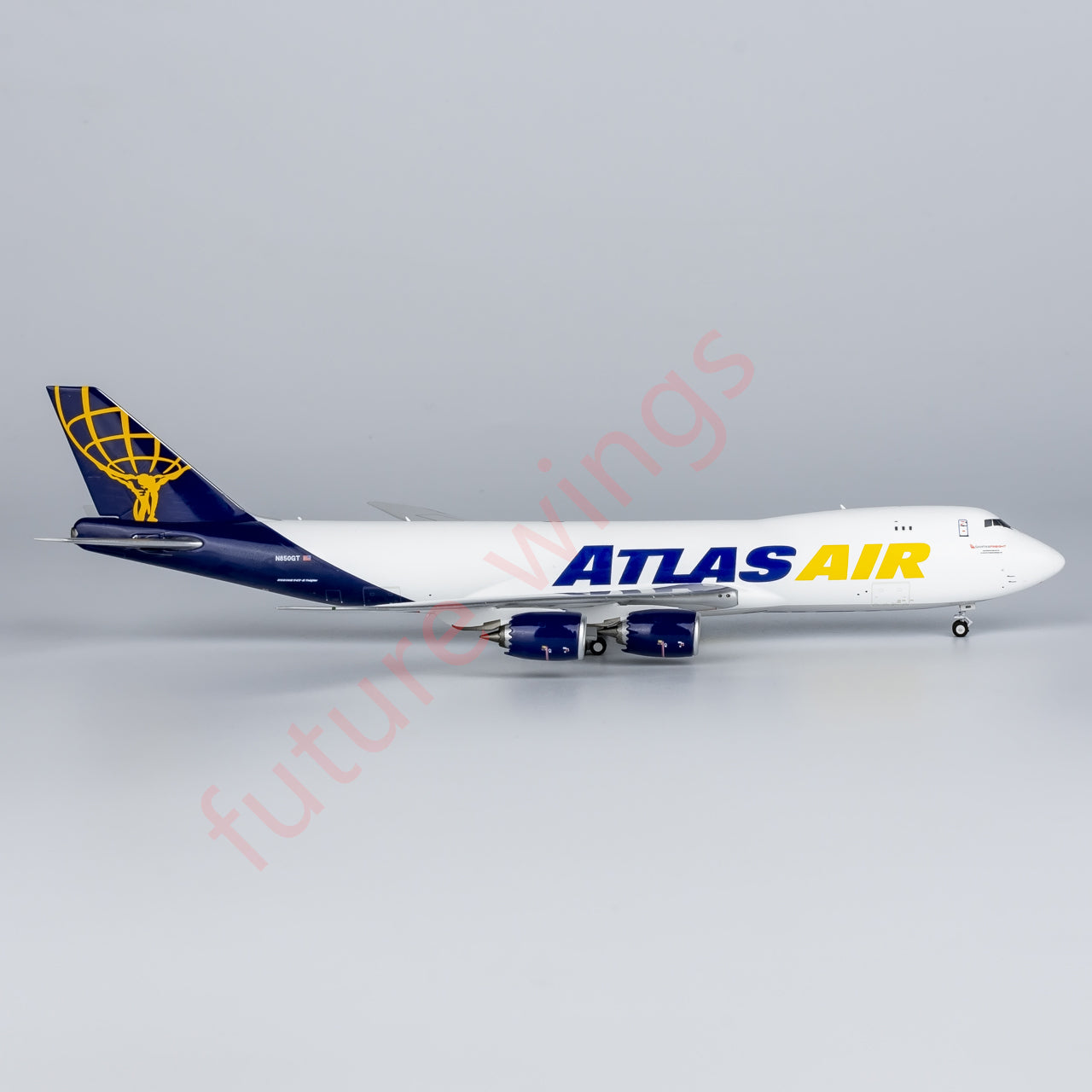 1:400 NG Models NG78020 Atlas Air Boeing 747-8F N850GT Aircraft Model+Free Tractor