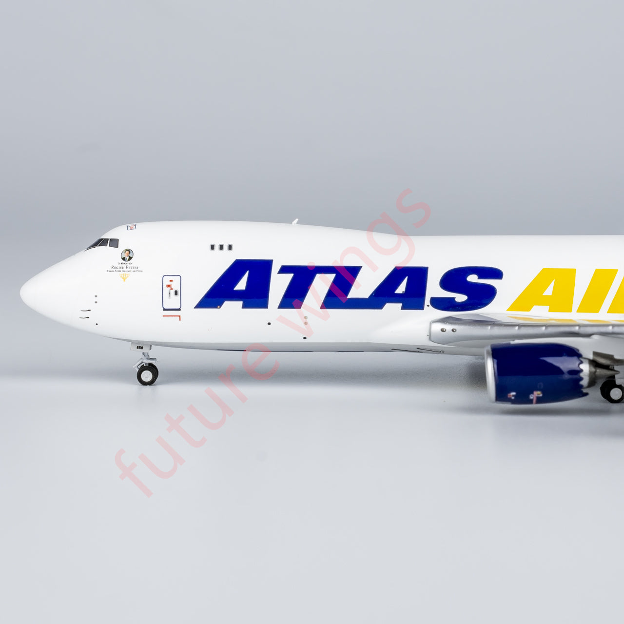 1:400 NG Models NG78019 Atlas Air Boeing 747-8F N856GT Aircraft Model+Free Tractor