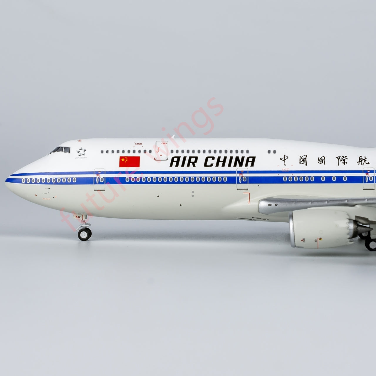 1:400 NG Models NG78031 Air China Boeing 747-8i B-2482+Free Tractor