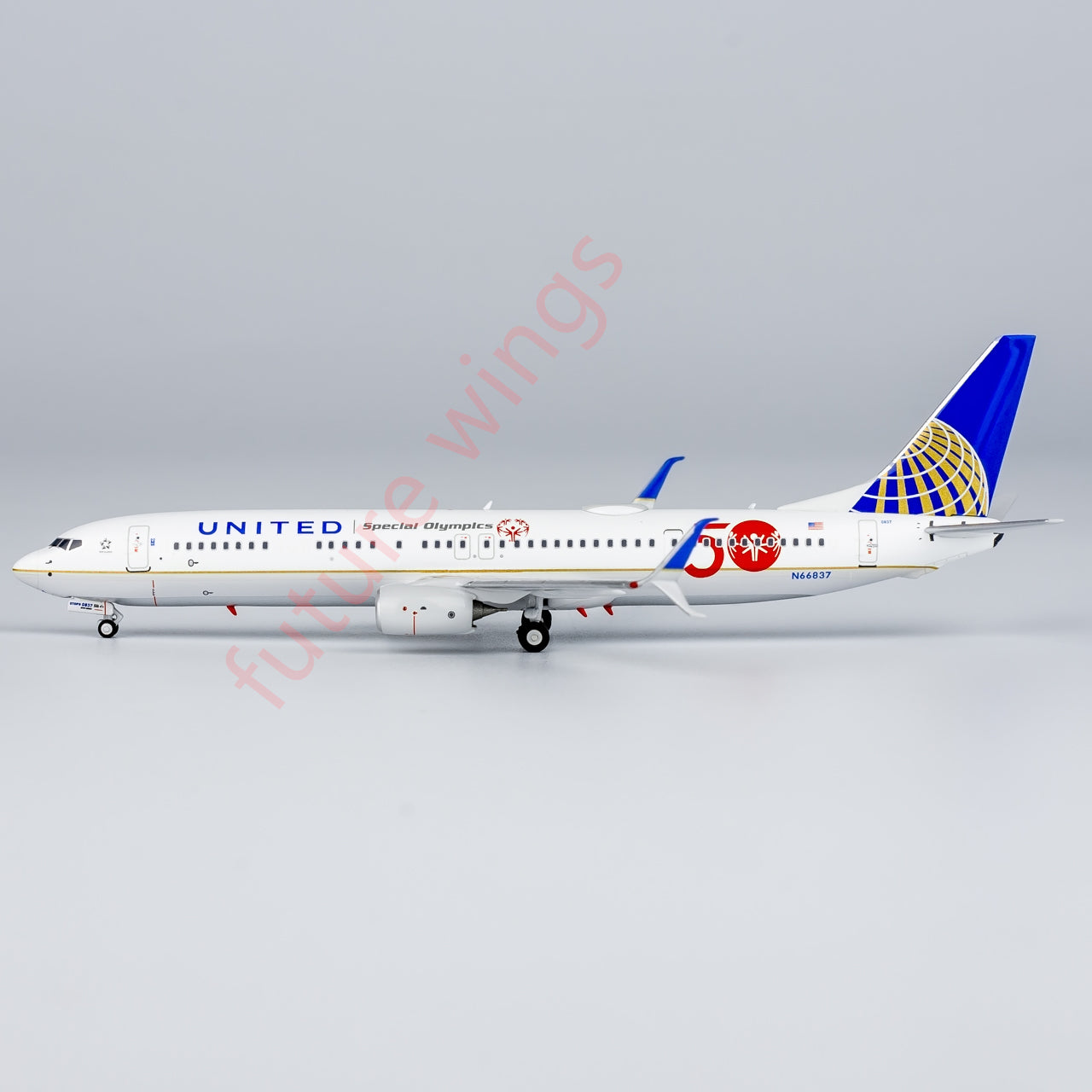 1:400 NG Models NG79015 United Airlines Boeing 737-900ER N66837 Aircraft Model+Free Tractor