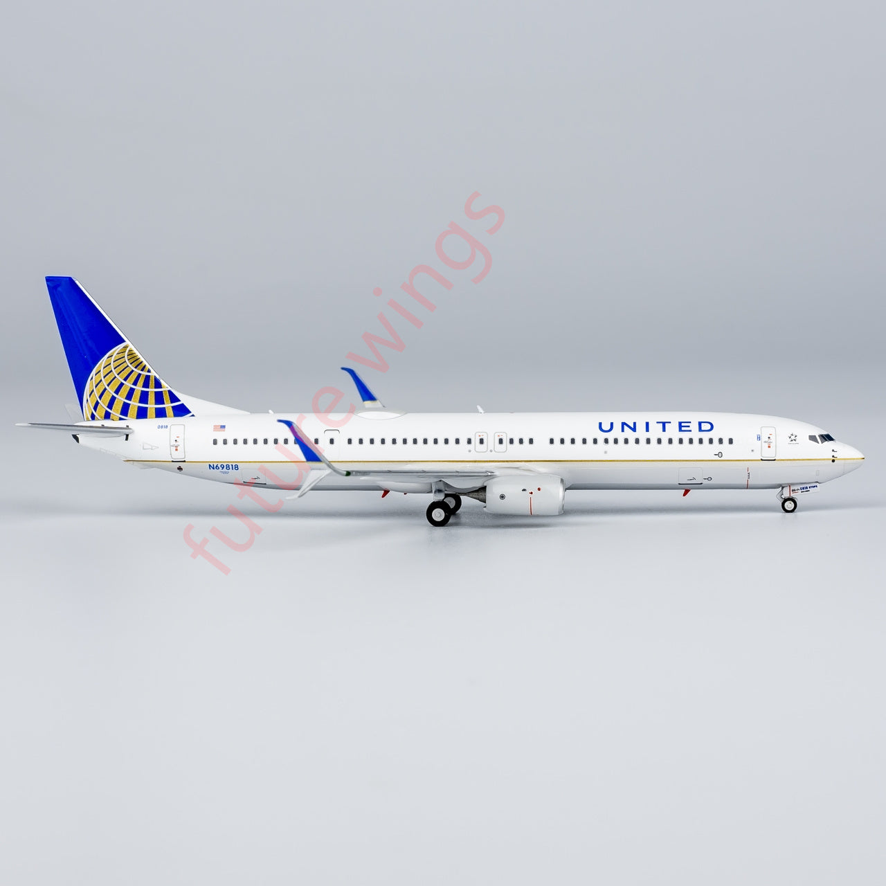 1:400 NG Models NG79012 United Airlines Boeing 737-900ER N69818 Aircraft Model+Free Tractor