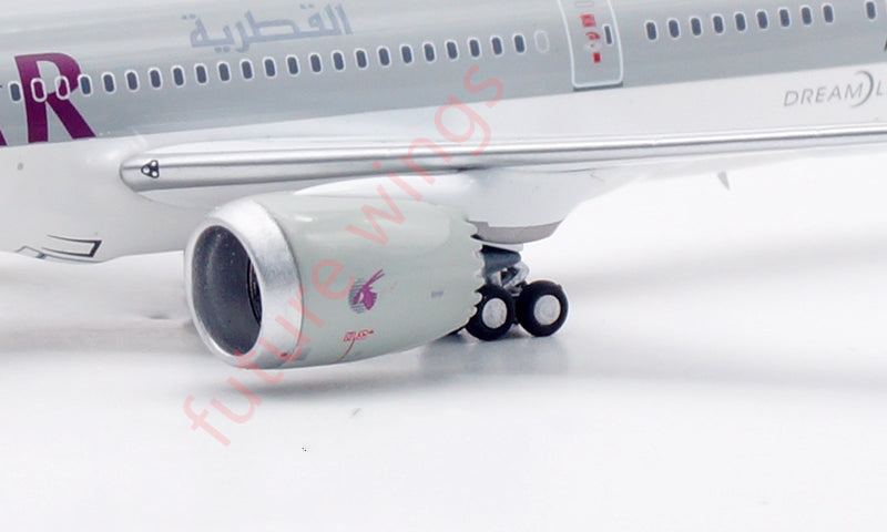 1:400 Aviation400 Qatar Airways B787-8 A7-BCB Aircraft Model Free Tractor+Stand